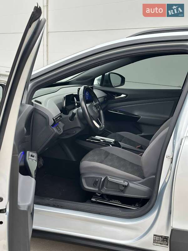 Внедорожник / Кроссовер Volkswagen ID.4 2021 в Киеве