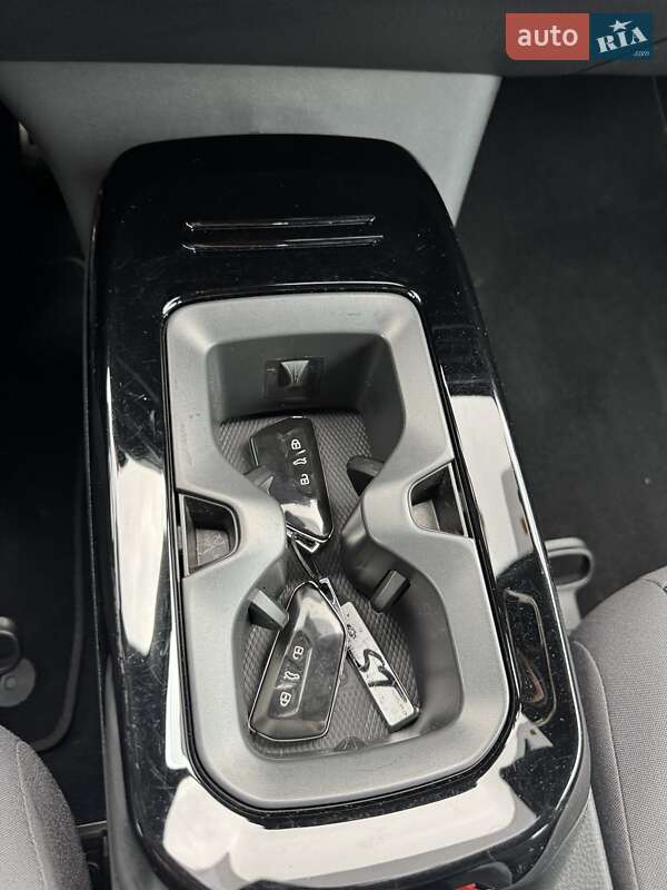 Внедорожник / Кроссовер Volkswagen ID.4 2023 в Львове