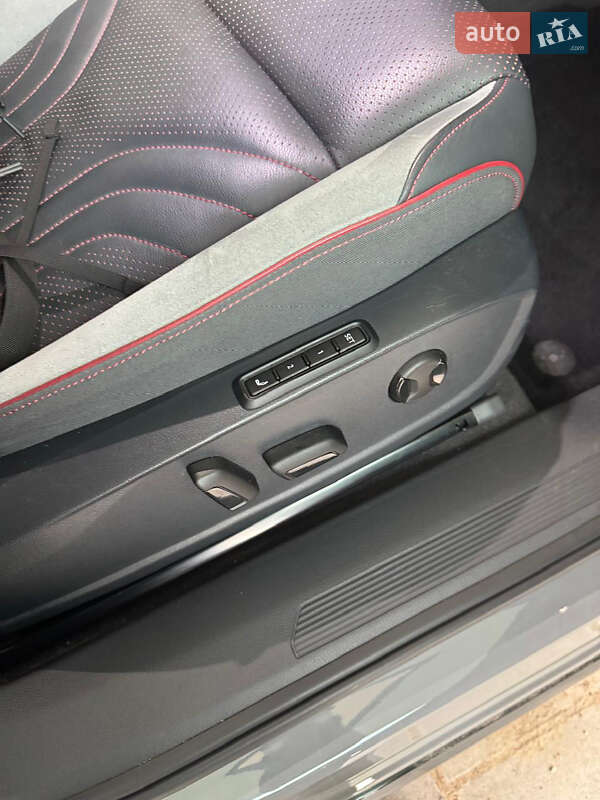 Позашляховик / Кросовер Volkswagen ID.4 2021 в Києві фото 10 Позашляховик / Кросовер Volkswagen ID.4 2021 в Києві