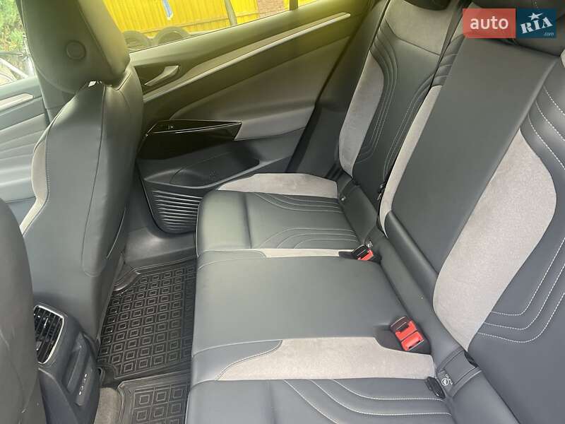 Внедорожник / Кроссовер Volkswagen ID.4 2023 в Дрогобыче