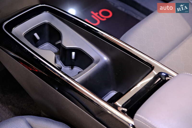 Позашляховик / Кросовер Volkswagen ID.4 2024 в Одесі