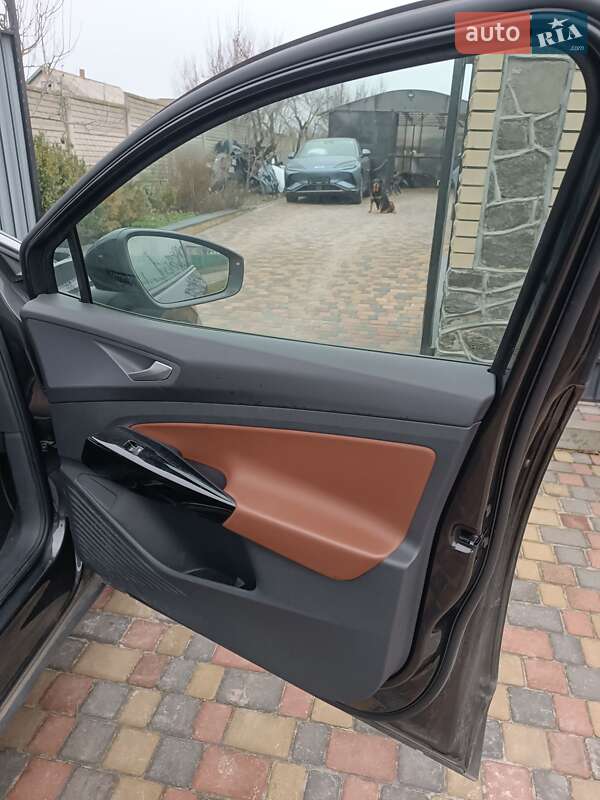 Внедорожник / Кроссовер Volkswagen ID.4 2021 в Золотоноше