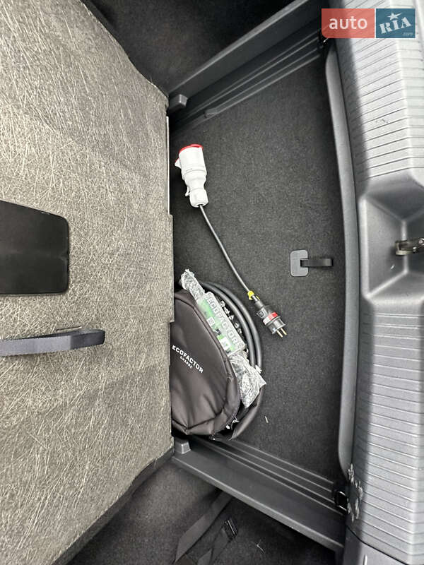 Позашляховик / Кросовер Volkswagen ID.4 2021 в Львові