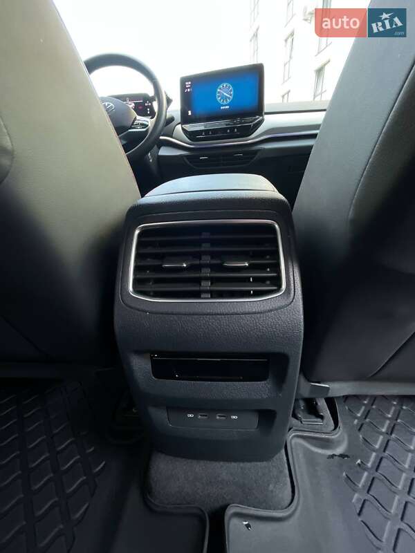 Внедорожник / Кроссовер Volkswagen ID.4 2021 в Львове фото 36 Внедорожник / Кроссовер Volkswagen ID.4 2021 в Львове