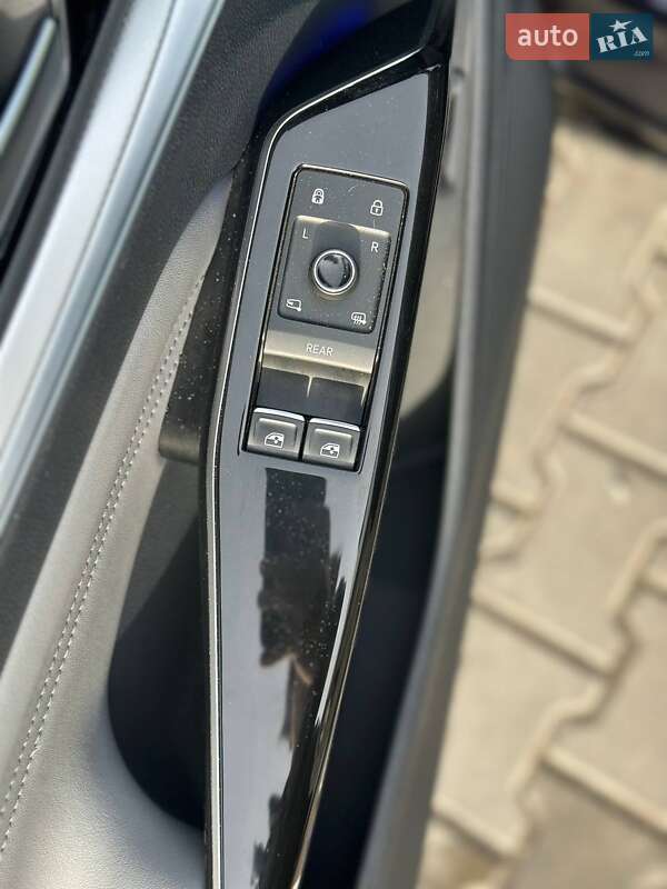 Внедорожник / Кроссовер Volkswagen ID.4 2023 в Одессе фото 27 Внедорожник / Кроссовер Volkswagen ID.4 2023 в Одессе