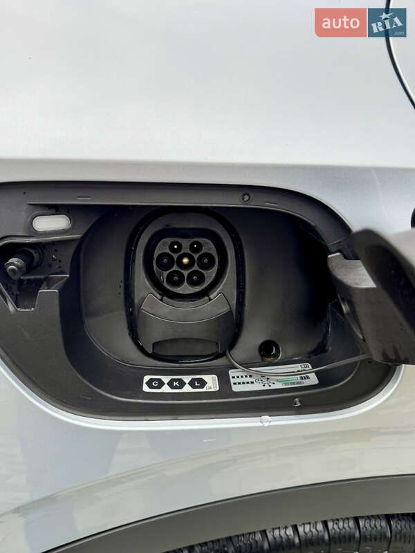 Внедорожник / Кроссовер Volkswagen ID.4 2023 в Хусте