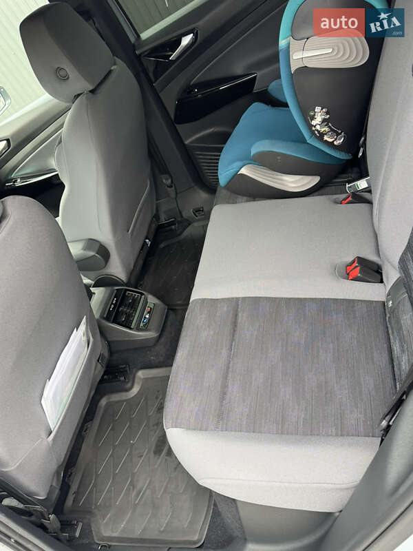 Внедорожник / Кроссовер Volkswagen ID.4 2023 в Хусте