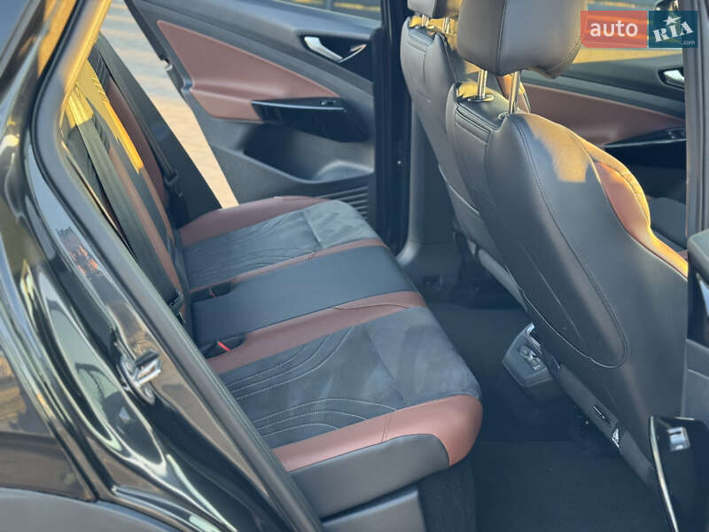 Внедорожник / Кроссовер Volkswagen ID.4 2021 в Мукачево