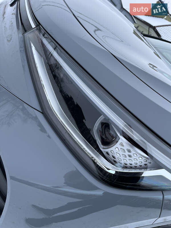 Позашляховик / Кросовер Volkswagen ID.4 2022 в Золочеві