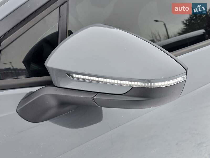 Внедорожник / Кроссовер Volkswagen ID.4 2023 в Хмельницком