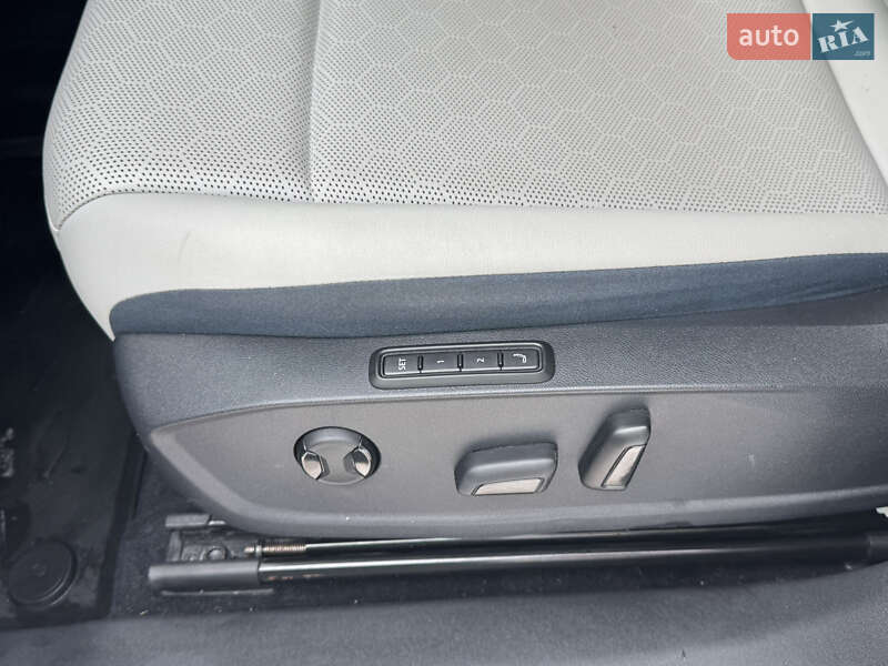 Внедорожник / Кроссовер Volkswagen ID.4 2023 в Луцке