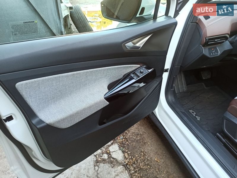 Внедорожник / Кроссовер Volkswagen ID.4 2023 в Киеве