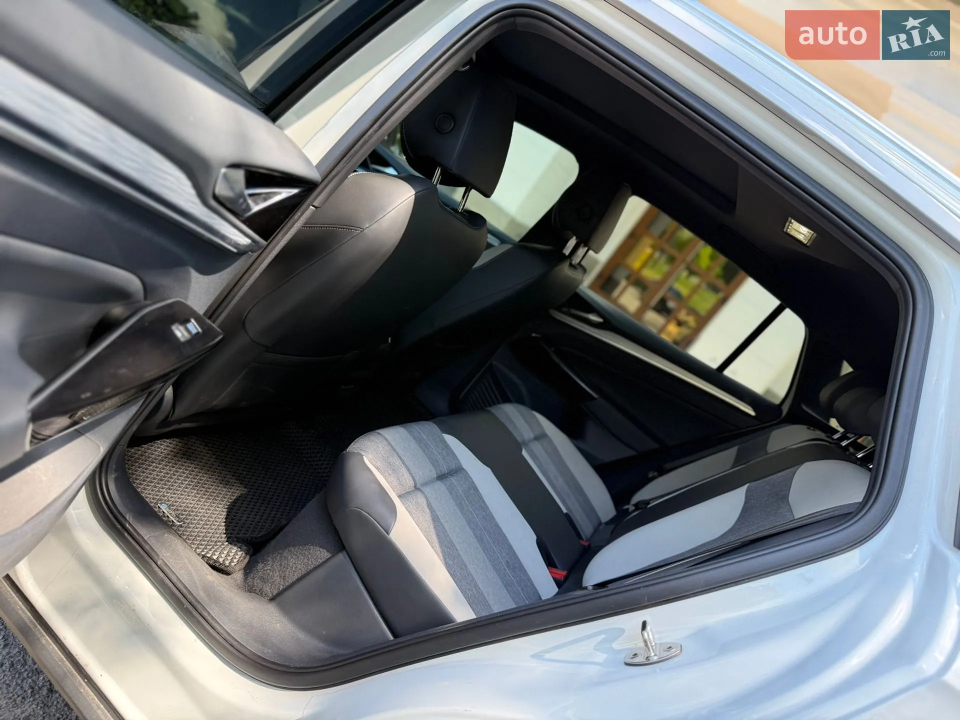 2021 Volkswagen ID.4 - мініатюра 14
