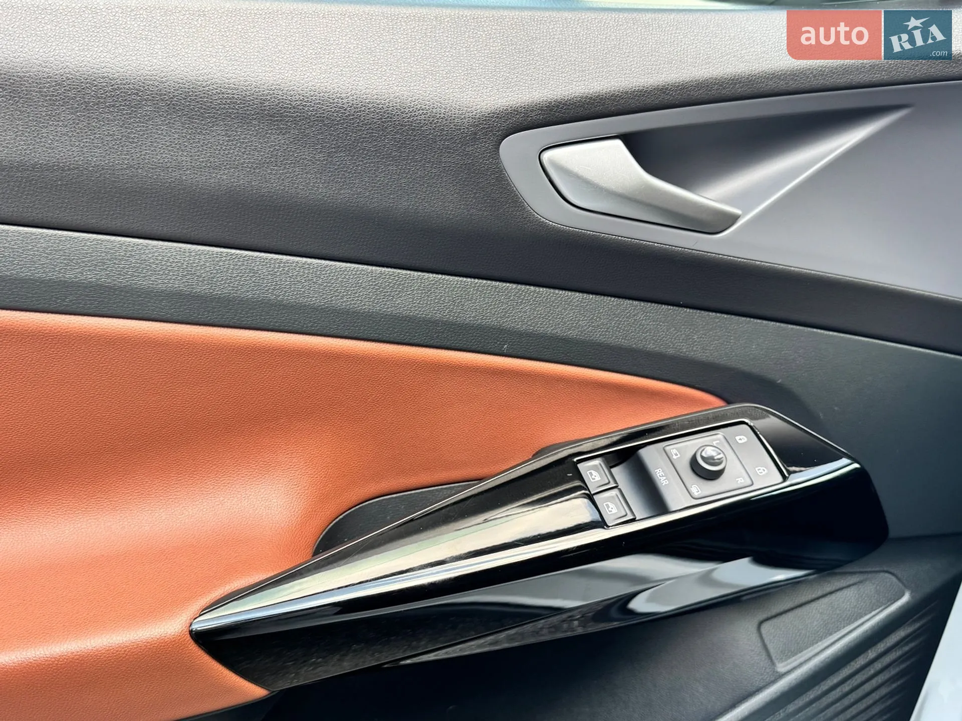 2020 Volkswagen ID.4 - мініатюра 29