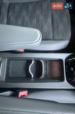 Внедорожник / Кроссовер Volkswagen ID.5 2023 в 