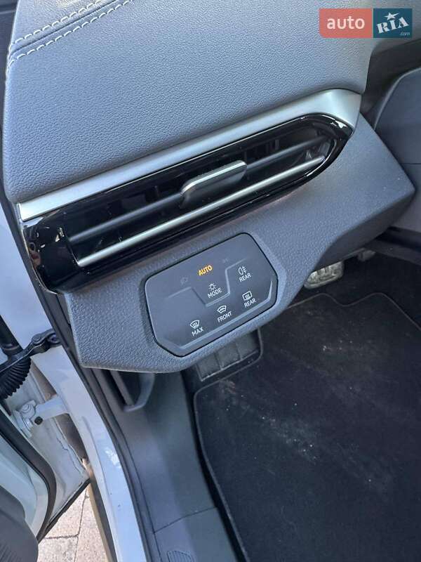 Внедорожник / Кроссовер Volkswagen ID.5 2023 в Львове