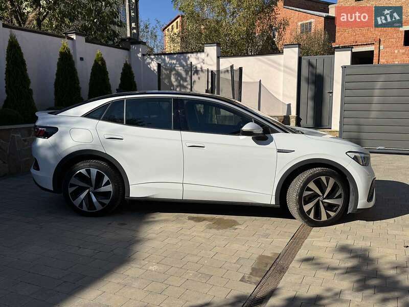 Внедорожник / Кроссовер Volkswagen ID.5 2023 в Львове