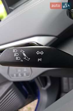 Внедорожник / Кроссовер Volkswagen ID.5 2023 в 