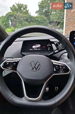 Внедорожник / Кроссовер Volkswagen ID.5 2023 в 