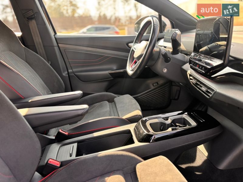 Внедорожник / Кроссовер Volkswagen ID.5 2023 в Киеве