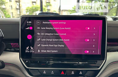Позашляховик / Кросовер Volkswagen ID.6 Crozz 2021 в 