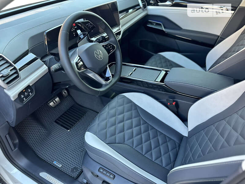 Внедорожник / Кроссовер Volkswagen ID.6 Crozz 2023 в Сумах