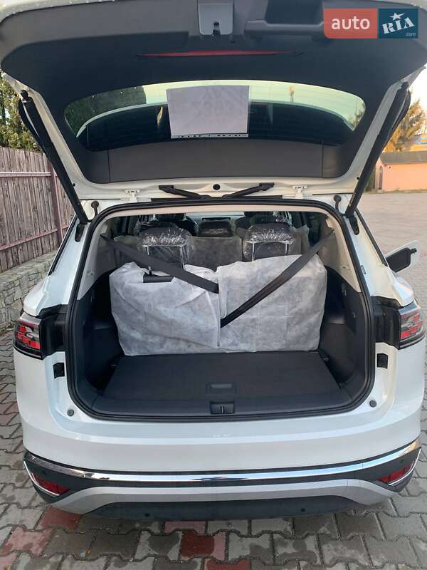 Внедорожник / Кроссовер Volkswagen ID.6 Crozz 2023 в Дунаевцах фото 13 Внедорожник / Кроссовер Volkswagen ID.6 Crozz 2023 в Дунаевцах