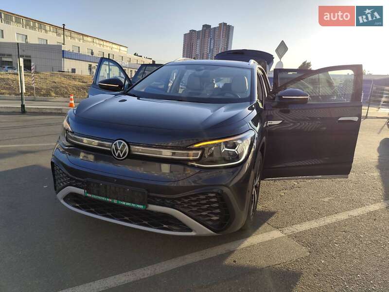 Внедорожник / Кроссовер Volkswagen ID.6 Crozz 2023 в 