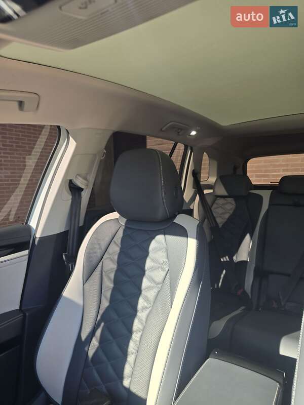 Внедорожник / Кроссовер Volkswagen ID.6 Crozz 2022 в Бердичеве фото 70 Внедорожник / Кроссовер Volkswagen ID.6 Crozz 2022 в Бердичеве