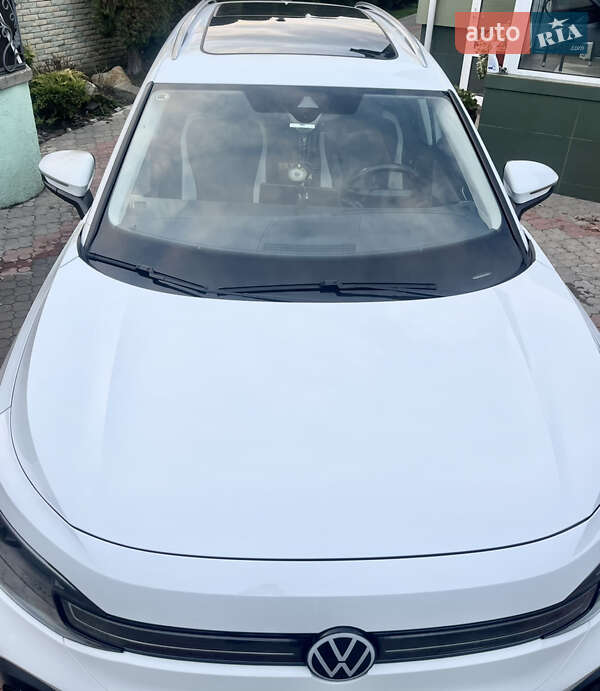 Внедорожник / Кроссовер Volkswagen ID.6 Crozz 2023 в Ивано-Франковске