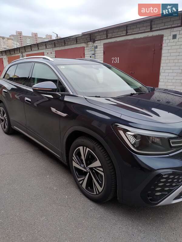 Внедорожник / Кроссовер Volkswagen ID.6 Crozz 2022 в Киеве