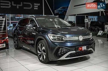 Позашляховик / Кросовер Volkswagen ID.6 Crozz 2021 в 