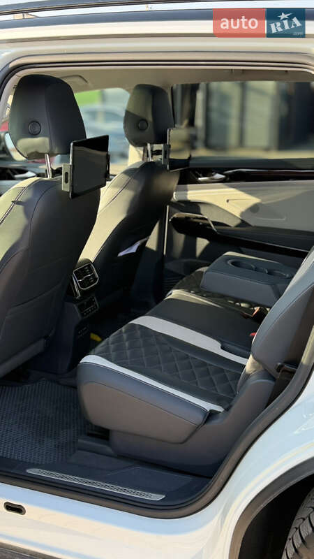 Позашляховик / Кросовер Volkswagen ID.6 Crozz 2021 в Львові