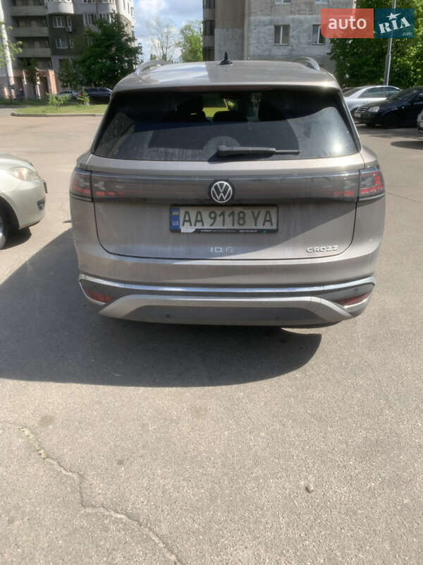 Внедорожник / Кроссовер Volkswagen ID.6 Crozz 2022 в Киеве