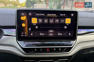 Внедорожник / Кроссовер Volkswagen ID.6 Crozz 2022 в 