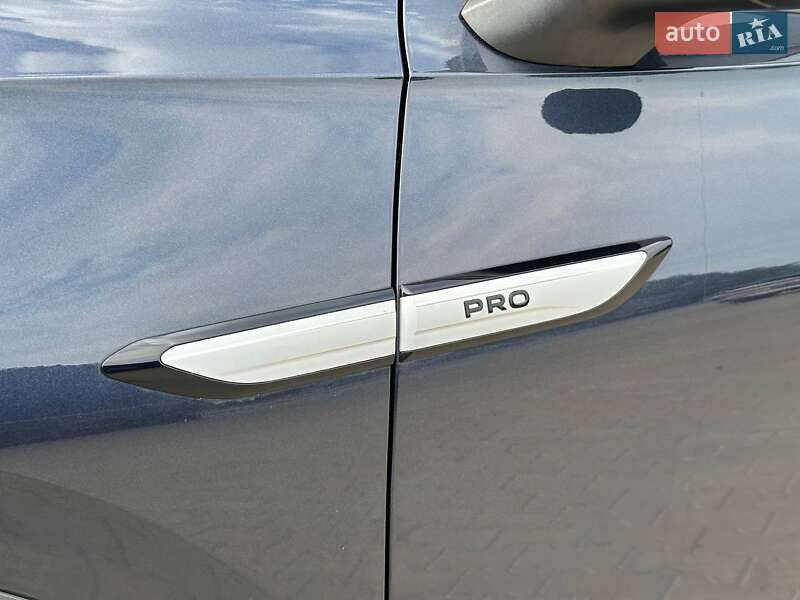Позашляховик / Кросовер Volkswagen ID.6 Crozz 2022 в Києві