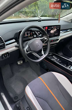 Внедорожник / Кроссовер Volkswagen ID.6 Crozz 2022 в 
