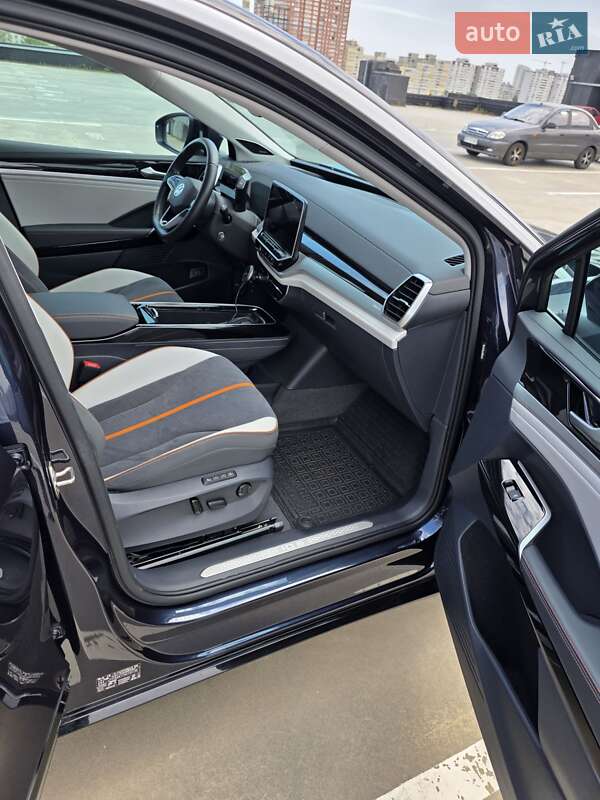 Внедорожник / Кроссовер Volkswagen ID.6 Crozz 2022 в Киеве