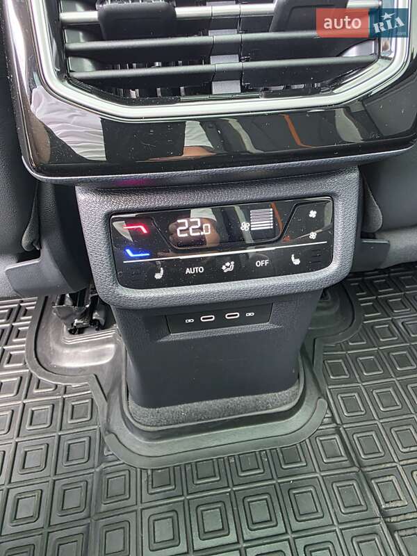 Внедорожник / Кроссовер Volkswagen ID.6 Crozz 2022 в Киеве