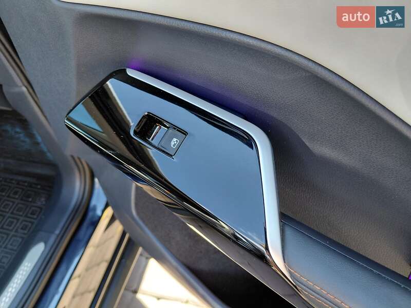 Позашляховик / Кросовер Volkswagen ID.6 Crozz 2022 в Івано-Франківську