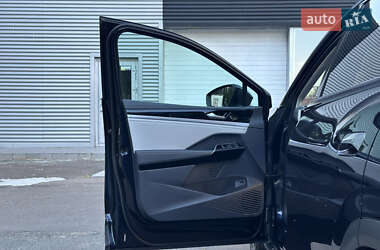 Внедорожник / Кроссовер Volkswagen ID.6 Crozz 2021 в 