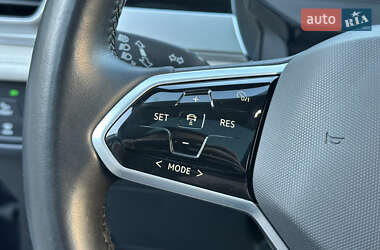 Внедорожник / Кроссовер Volkswagen ID.6 Crozz 2021 в 