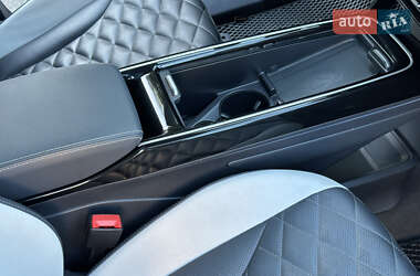 Внедорожник / Кроссовер Volkswagen ID.6 Crozz 2021 в 