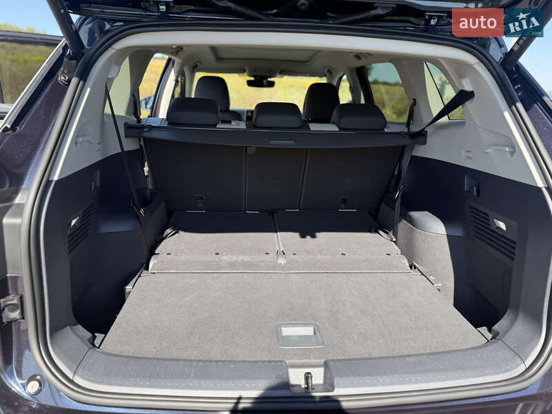 Позашляховик / Кросовер Volkswagen ID.6 Crozz 2023 в Києві