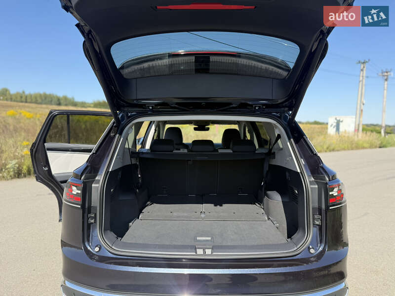 Позашляховик / Кросовер Volkswagen ID.6 Crozz 2023 в Києві