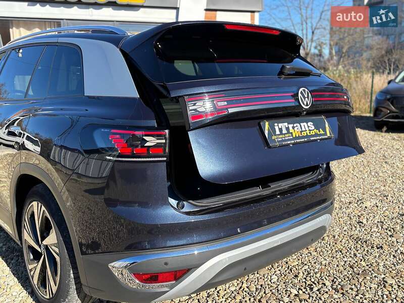Позашляховик / Кросовер Volkswagen ID.6 Crozz 2023 в Стрию