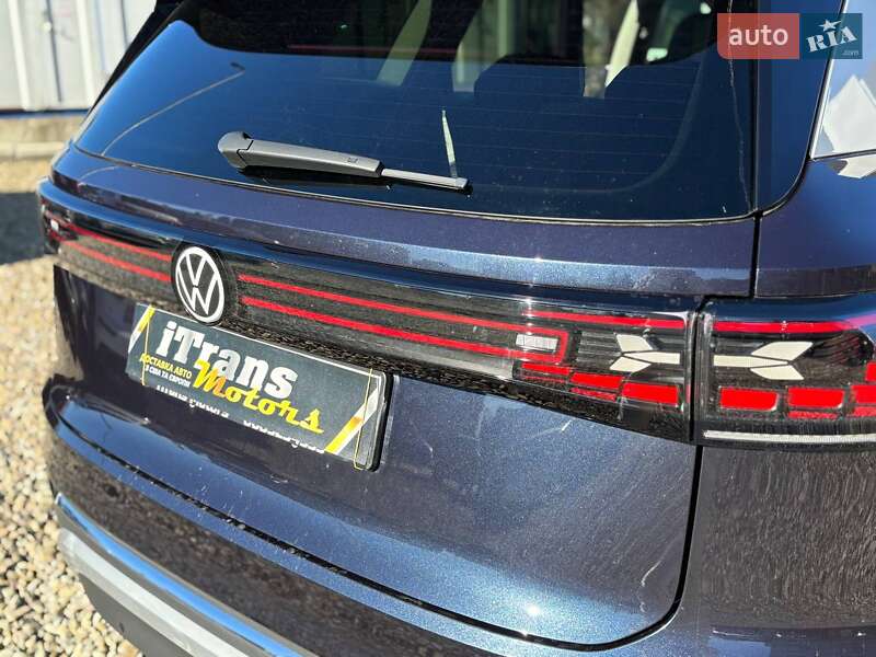 Позашляховик / Кросовер Volkswagen ID.6 Crozz 2023 в Стрию