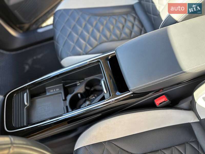 Позашляховик / Кросовер Volkswagen ID.6 Crozz 2023 в Стрию