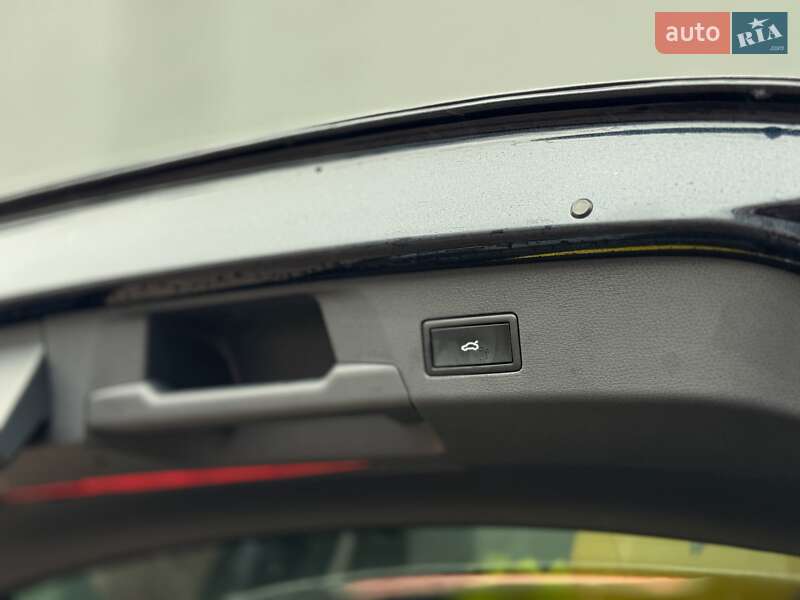 Внедорожник / Кроссовер Volkswagen ID.6 Crozz 2022 в Киеве