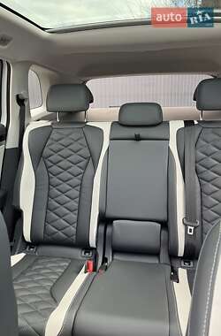 Внедорожник / Кроссовер Volkswagen ID.6 2023 в 